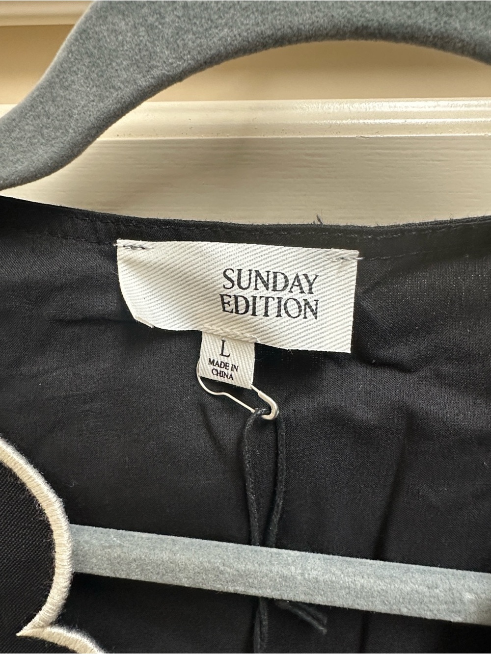 Boutique Sunday Edition Black Scallop-Trim Set - Picture 2 of 9